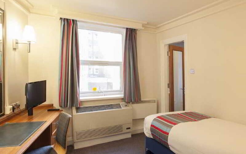Travelodge Kings Cross Royal Scott photo 7