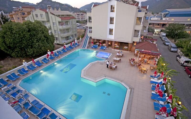 Candan Apartments photo 1