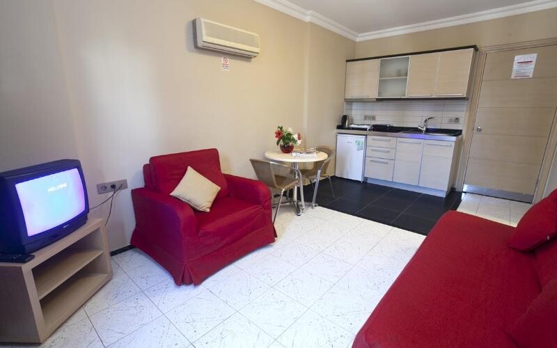 Candan Apartments photo 14