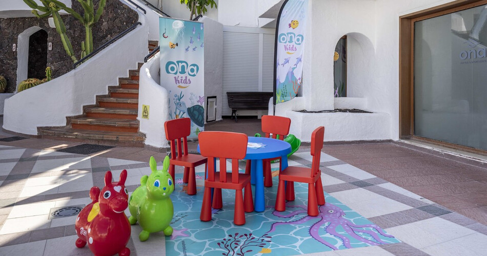 Beverly Hills Suites photo 16