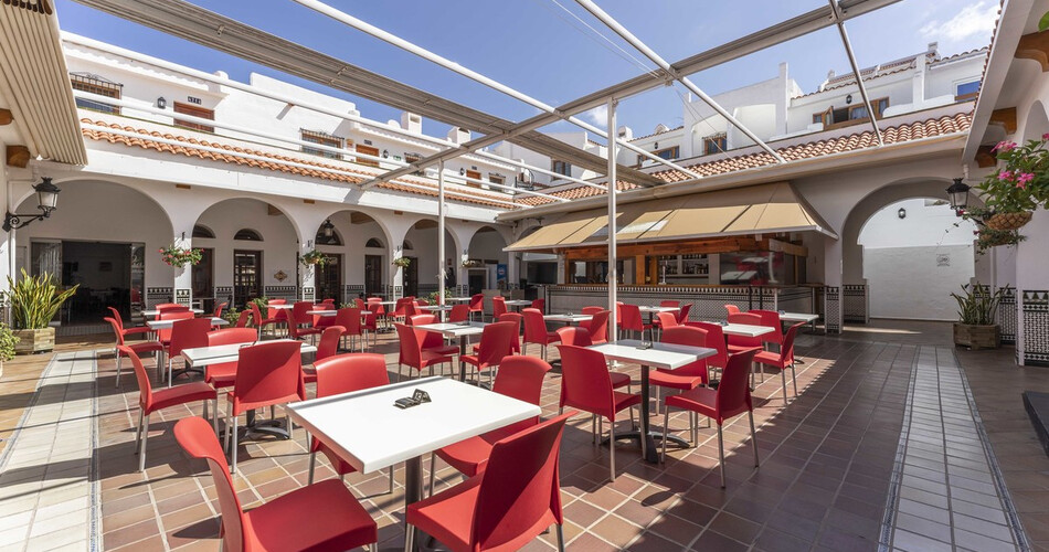 Beverly Hills Suites photo 7