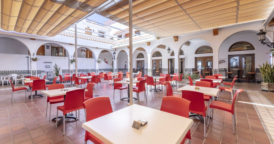 Beverly Hills Suites photo 8