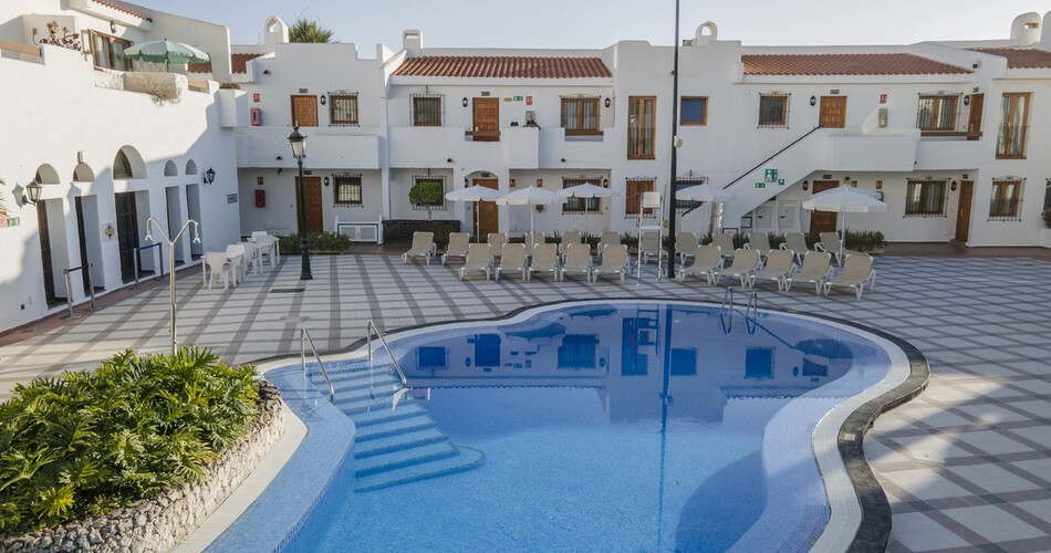 Beverly Hills Suites photo 1