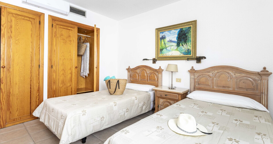 Beverly Hills Suites photo 25