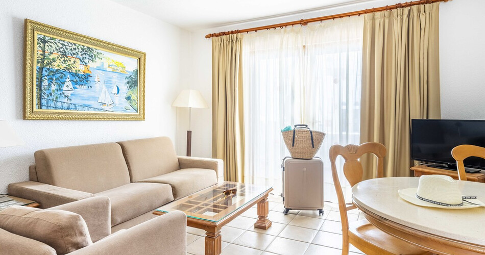 Beverly Hills Suites photo 21