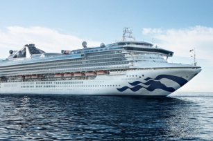 image of the front of the Grand Princess cruise ship featuring the deep blue seas