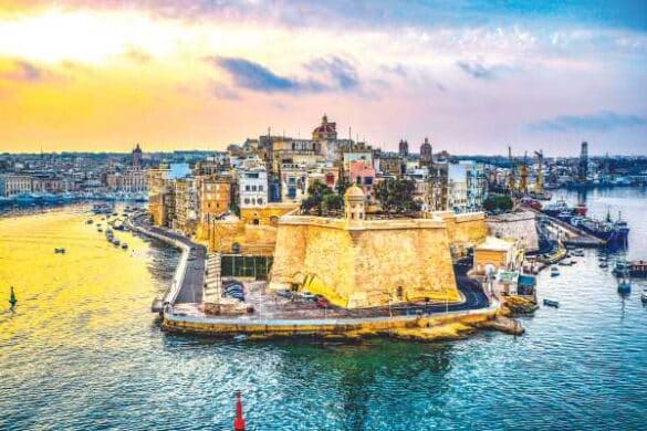 Podcast – Travel Tales & Insider Tips with Ed Finn: Seville, Malta & Marrakech