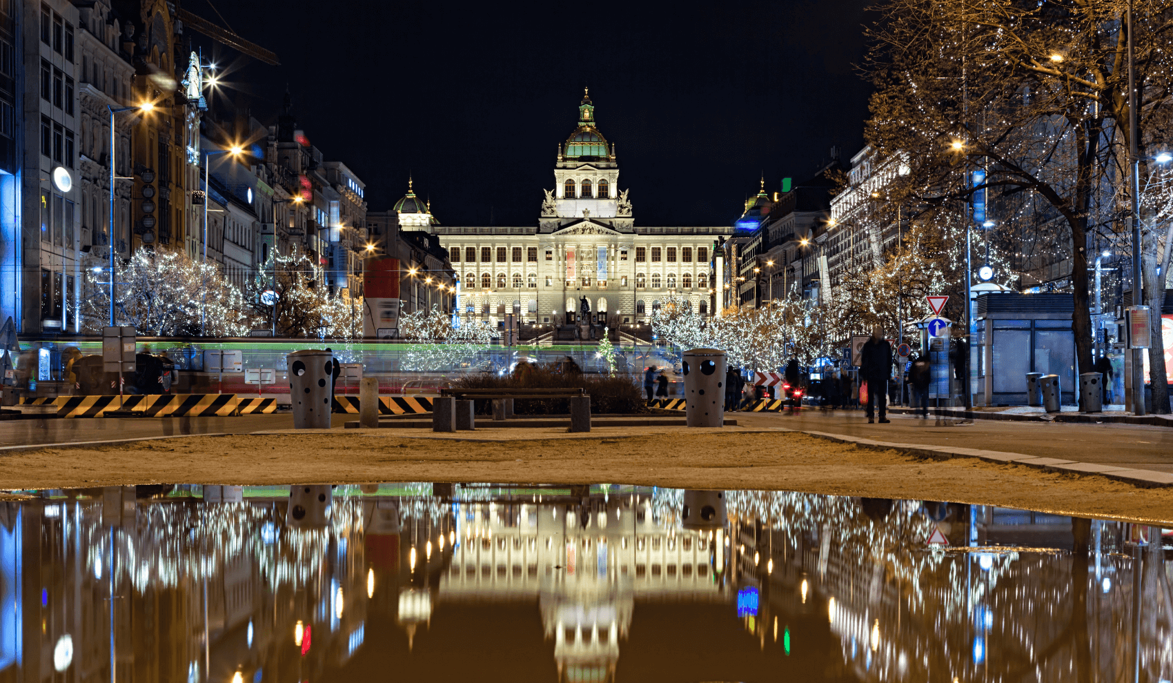 wenceslas christmas market prague